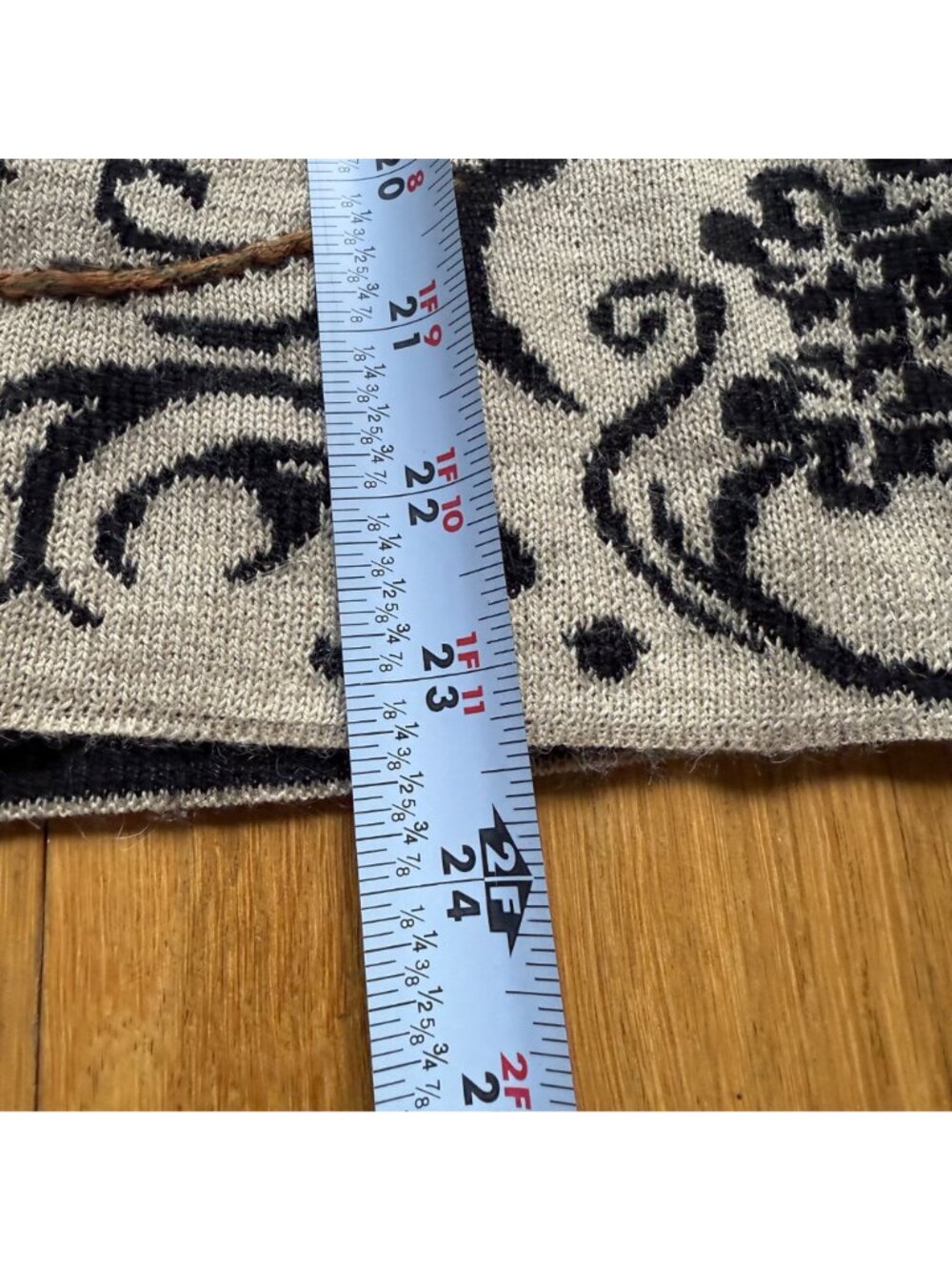 Simply Natural Size S Beige & Black Alpacal Peru Embroidered Cardigan - Picture 15 of 16